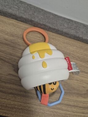 *5 Items for $25 Baby Items* Skip Hop ABC & Me Beehive Jitter Toy